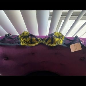 Agent Provocateur Yellow & Black Balconette Underwired Bra (Never worn!)